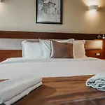 Hotel Center