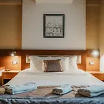 Hotel Center