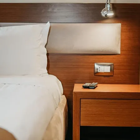 Hotel Center
