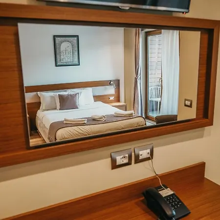 Center Hotel Gjirokastër